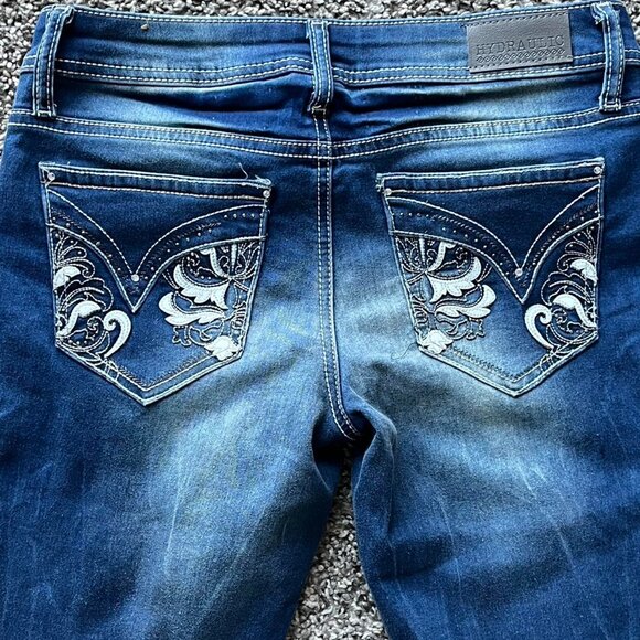 Hydraulic Denim - Y2K Hydraulic Bailey Jeans Womens 10 Blue Low Rise Babydoll Embroidered Denim